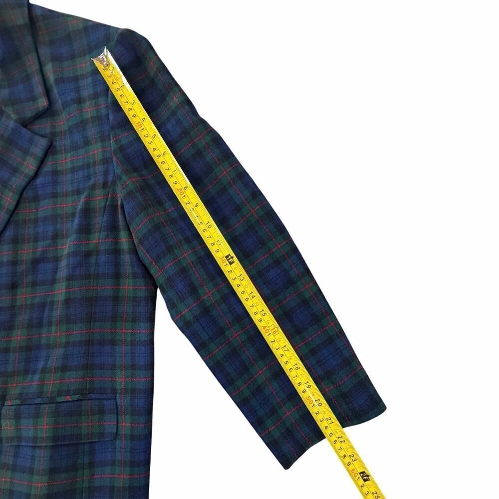 Vtg Pendleton Plus 16W Black Watch
Tartan Blazer 100% Wool Gold Button Academia - Picture 16 of 16